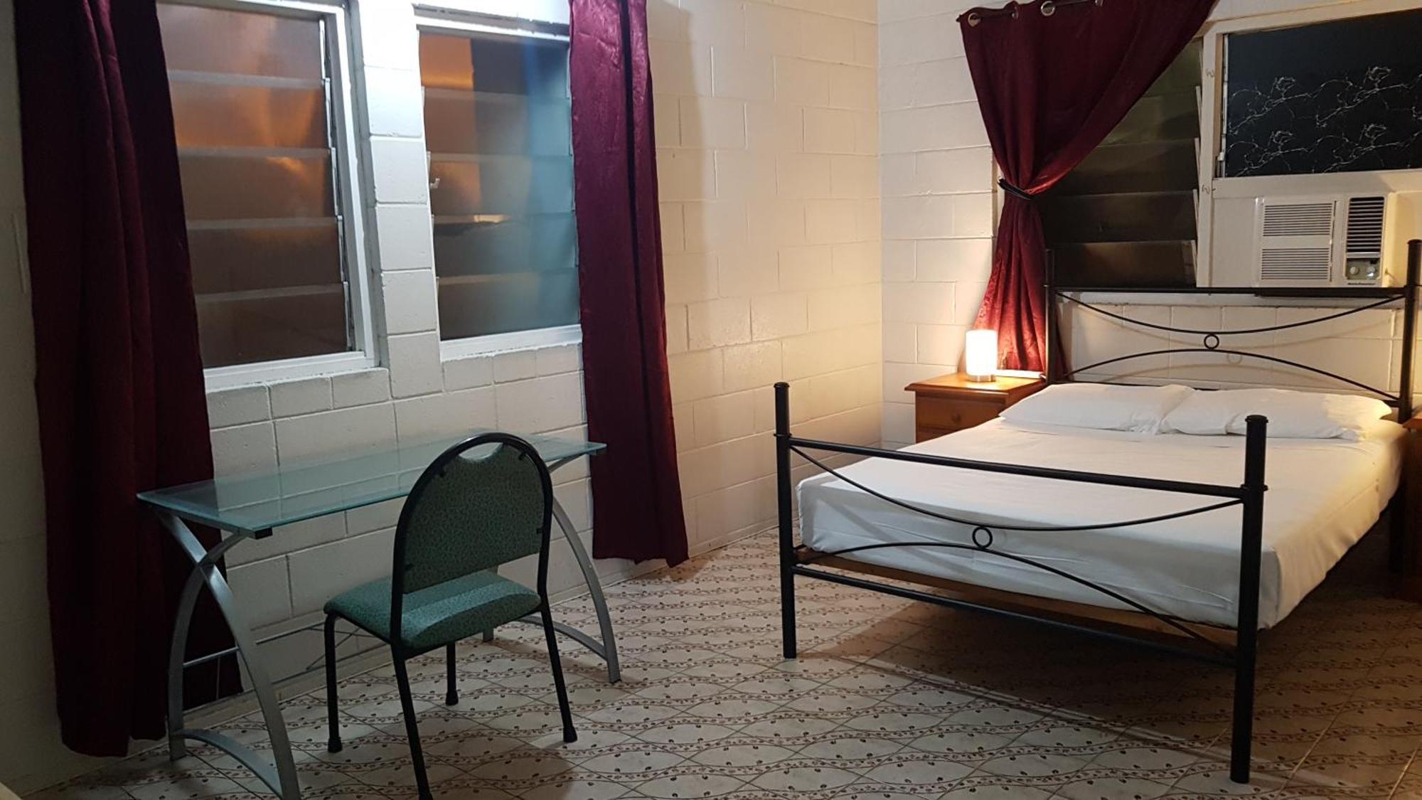 Хостел Asylum Cairns Share House Экстерьер фото