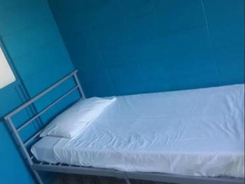 Хостел Asylum Cairns Share House Экстерьер фото